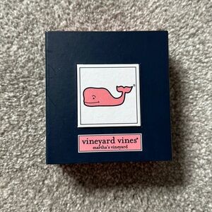 Vineyard Vines Gift Box
